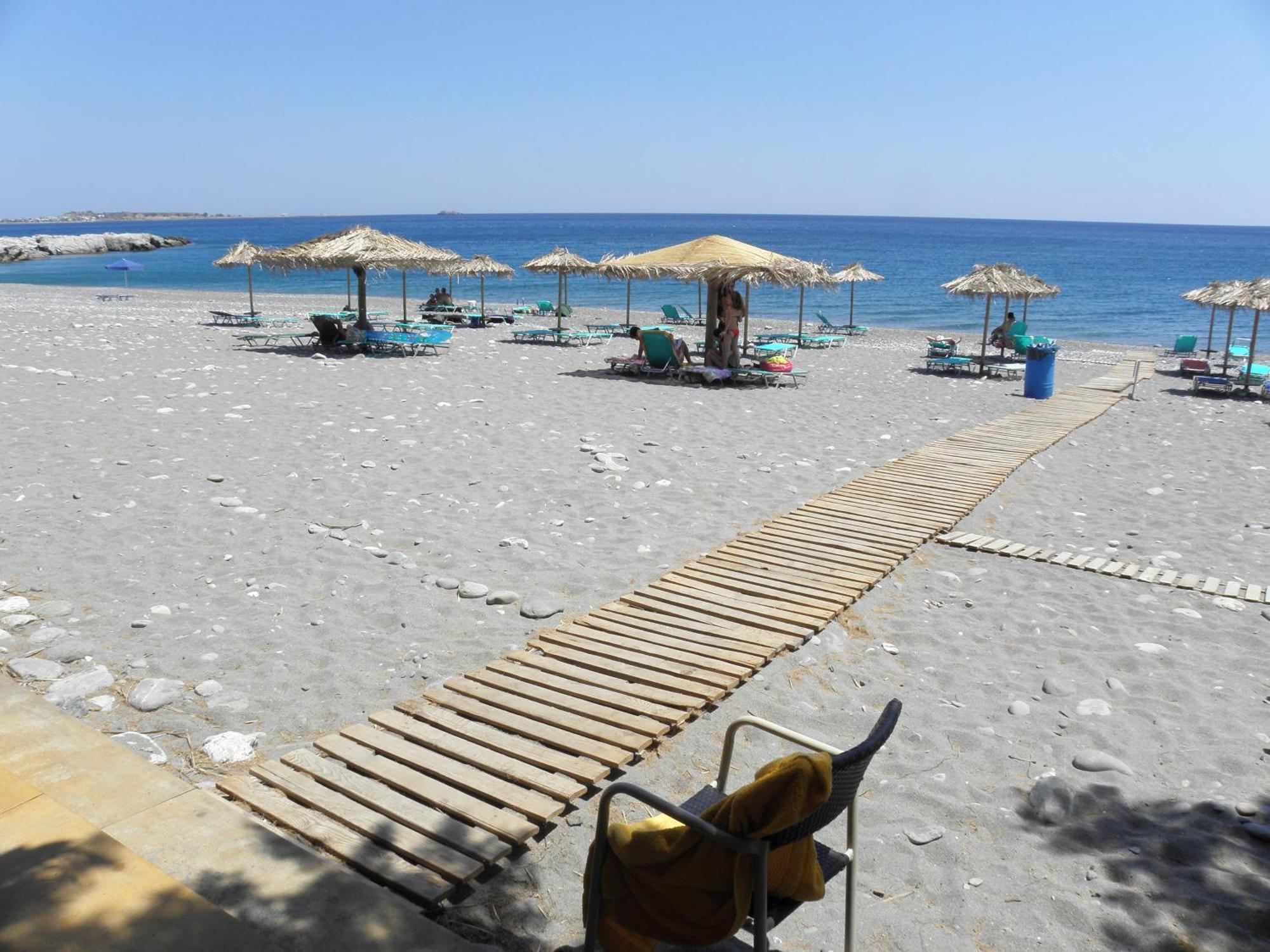 Megim Hotel Paleochora Buitenkant foto