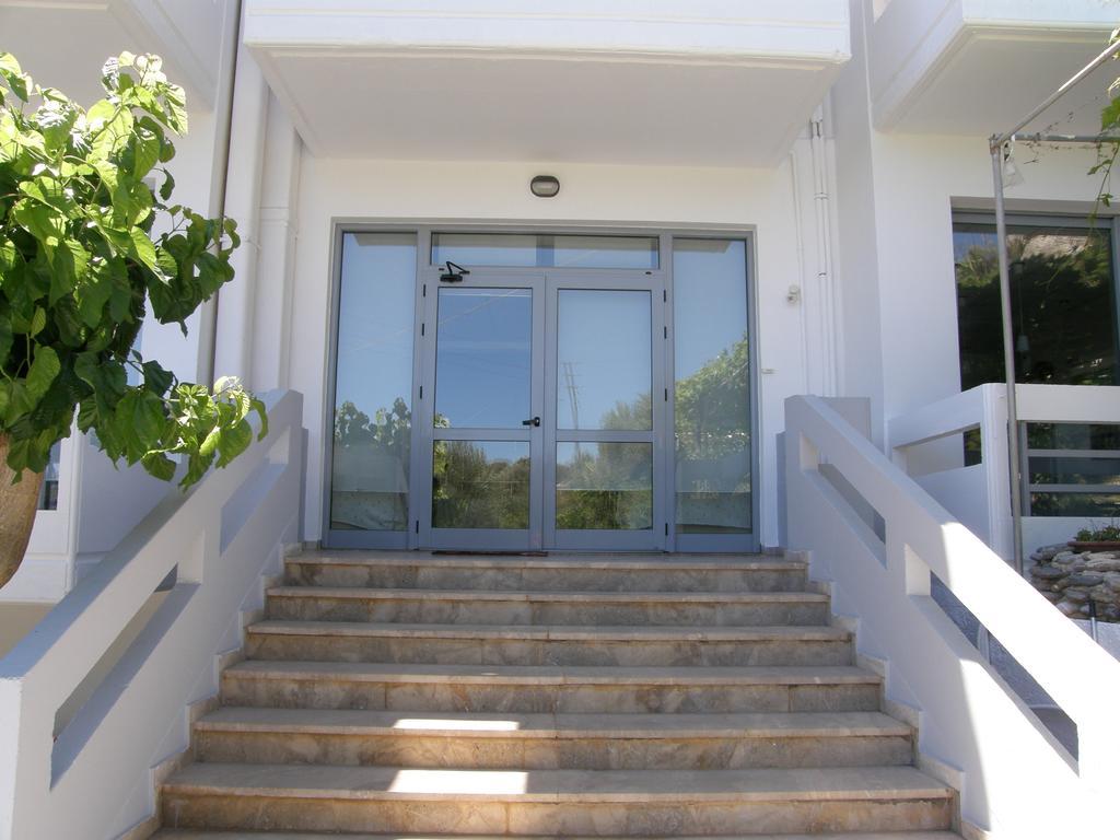 Megim Hotel Paleochora Buitenkant foto