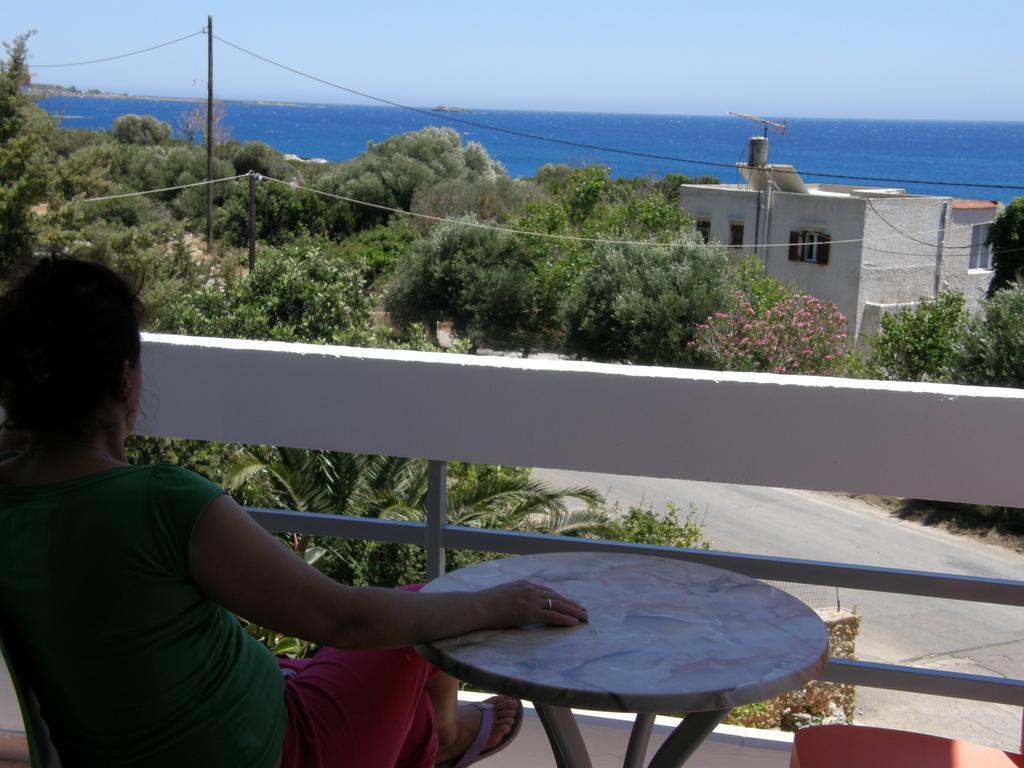 Megim Hotel Paleochora Buitenkant foto