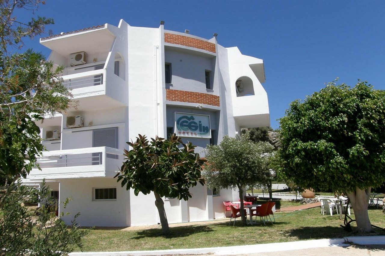 Megim Hotel Paleochora Buitenkant foto