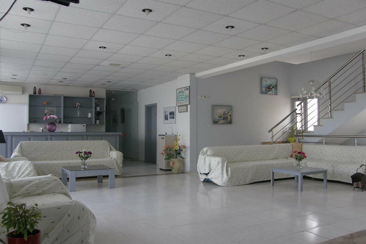 Megim Hotel Paleochora Buitenkant foto